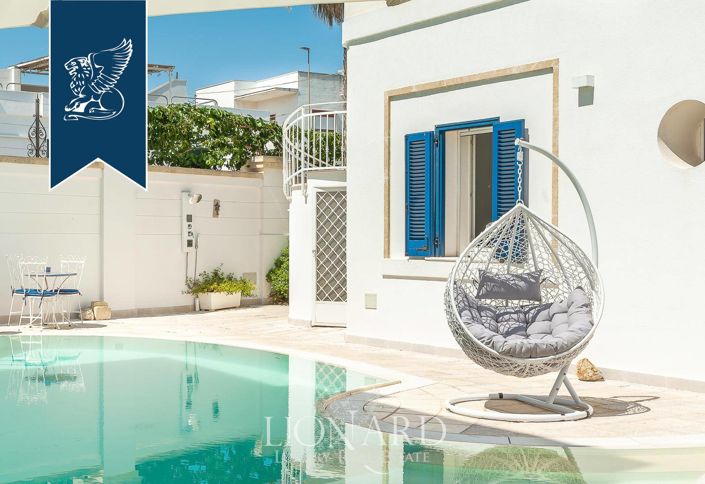 Image No.12-6 Bed Villa for sale