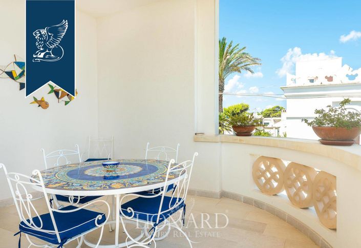 Image No.26-6 Bed Villa for sale