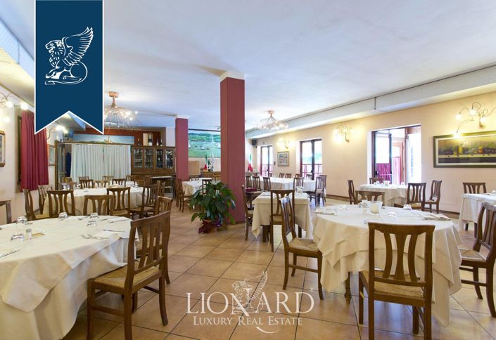 Image No.18-89 Bed Hotel for sale