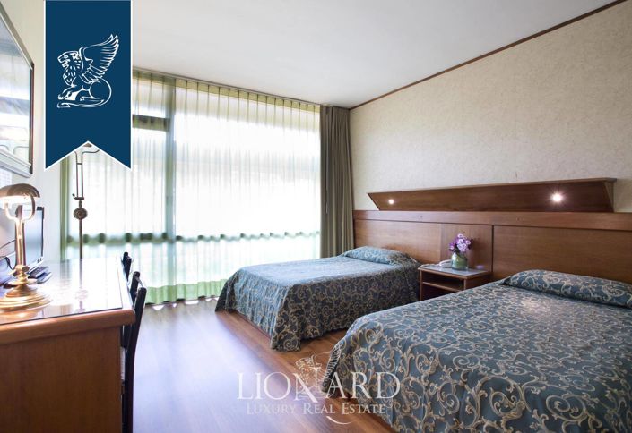 Image No.24-89 Bed Hotel for sale