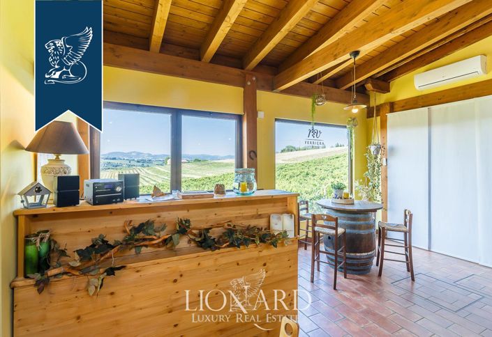 Image No.46-6 Bed Farmhouse for sale