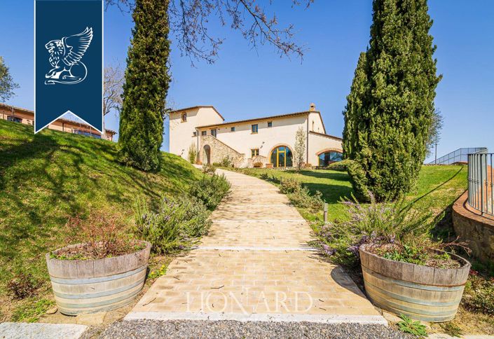 Image No.26-21 Bed Hotel for sale