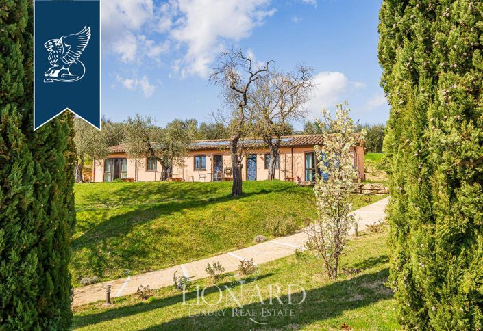 Image No.49-21 Bed Hotel for sale