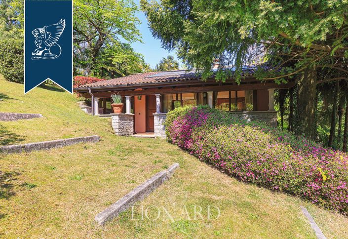 Image No.20-7 Bed Villa for sale