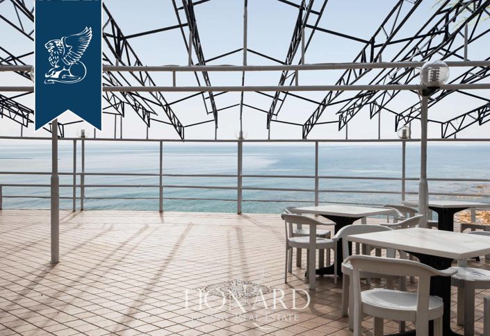 Image No.30-15 Bed Hotel for sale