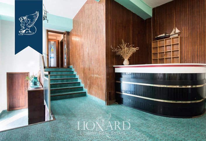 Image No.35-15 Bed Hotel for sale