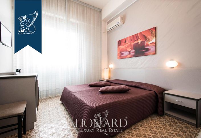 Image No.41-15 Bed Hotel for sale