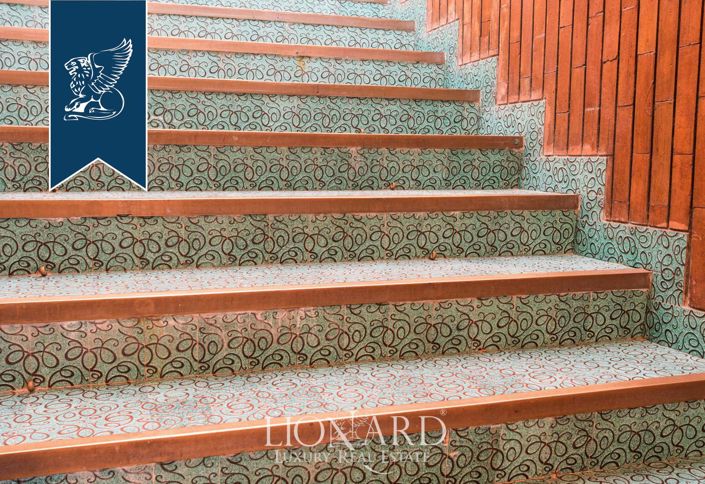 Image No.44-15 Bed Hotel for sale