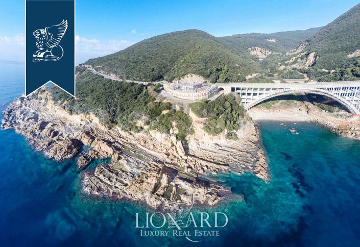 Image No.5-15 Bed Hotel for sale