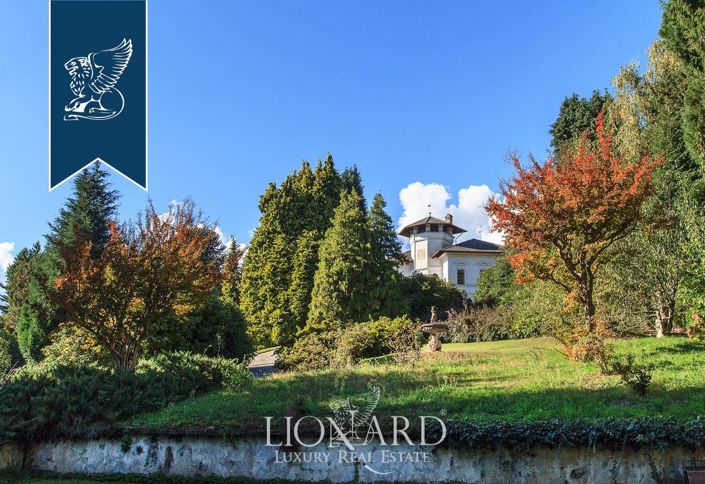 Image No.11-10 Bed Villa for sale