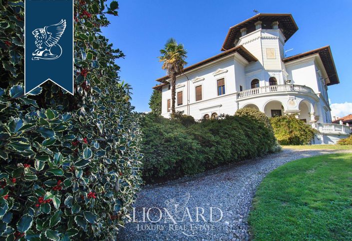 Image No.13-10 Bed Villa for sale