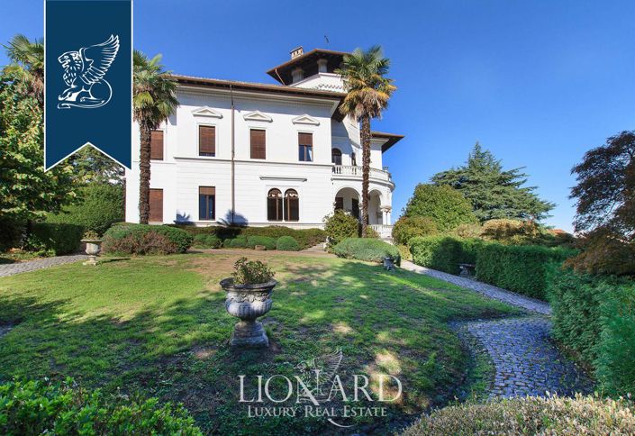 Image No.14-10 Bed Villa for sale