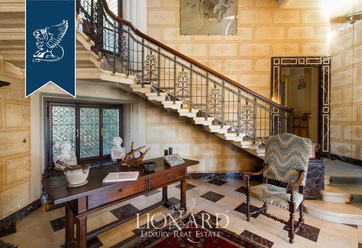 Image No.27-10 Bed Villa for sale