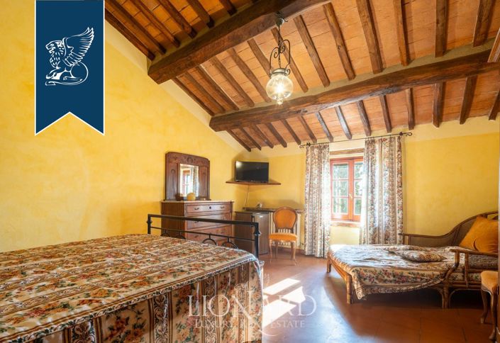 Image No.17-6 Bed Farmhouse for sale