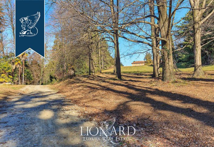 Image No.14-15 Bed Villa for sale