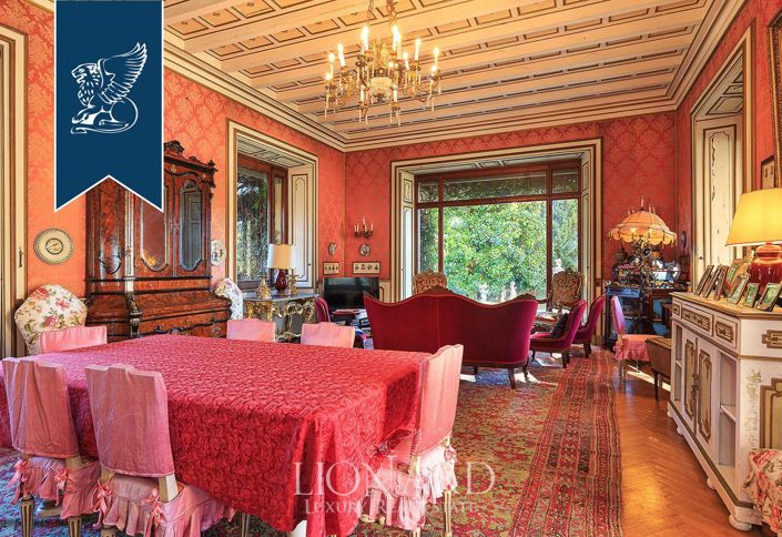 Image No.22-15 Bed Villa for sale