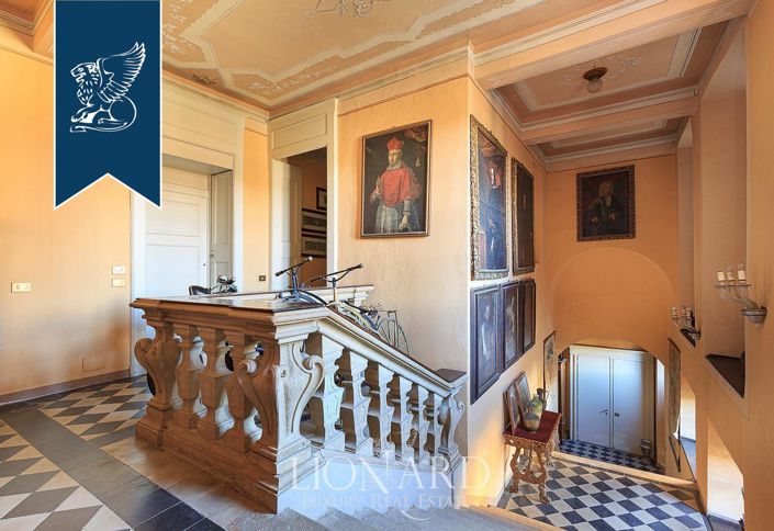 Image No.38-15 Bed Villa for sale