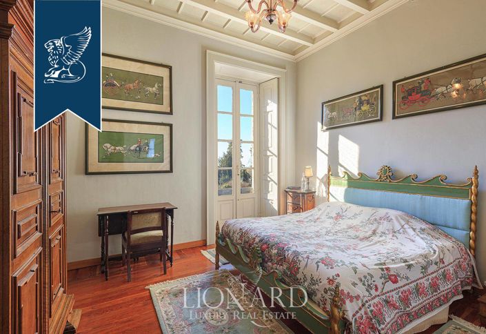 Image No.43-15 Bed Villa for sale