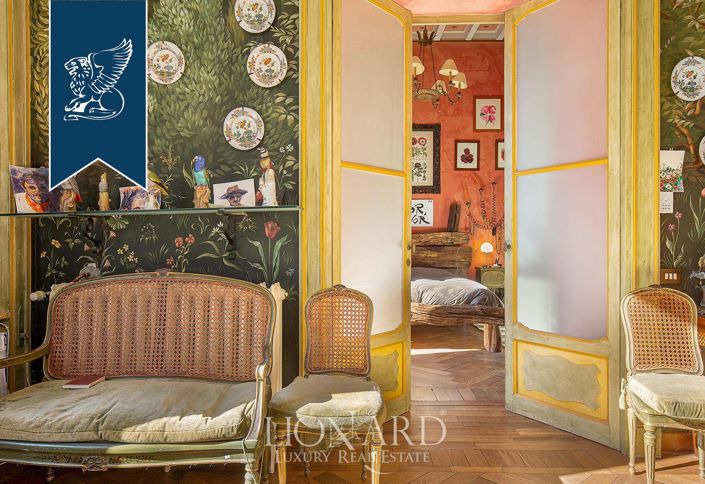 Image No.44-15 Bed Villa for sale