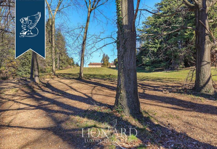 Image No.47-15 Bed Villa for sale