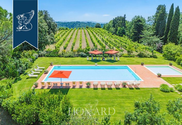 Image No.6-10 Bed Villa for sale