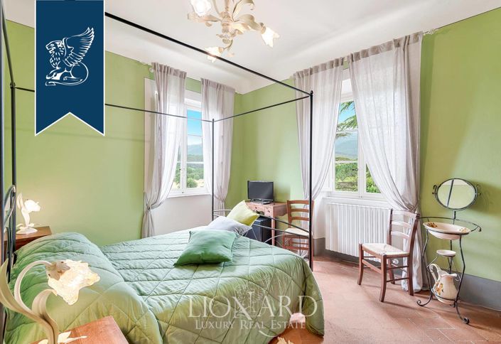 Image No.19-11 Bed Hotel for sale