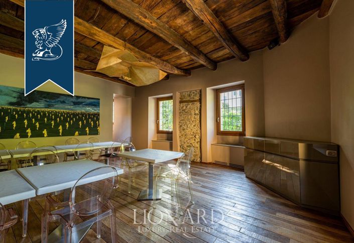 Image No.49-23 Bed Hotel for sale