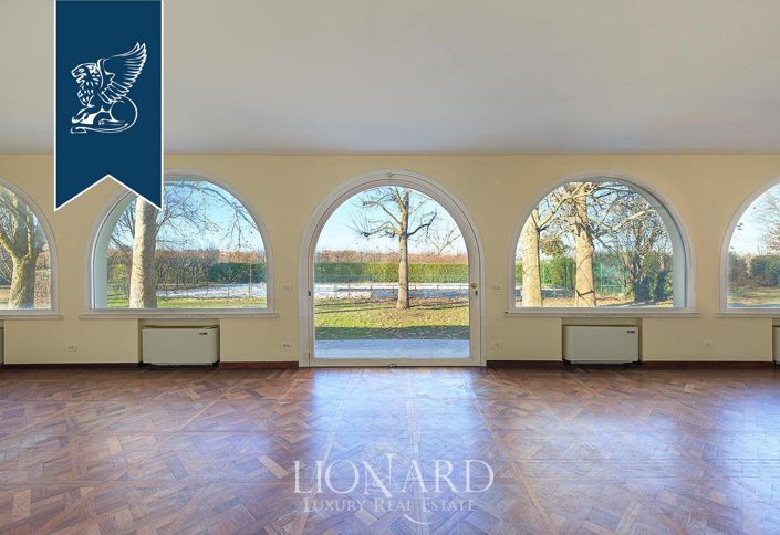 Image No.25-7 Bed Villa for sale