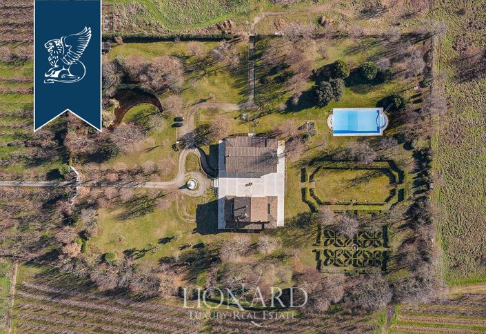 Image No.40-7 Bed Villa for sale