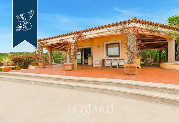 Image No.7-8 Bed Villa for sale