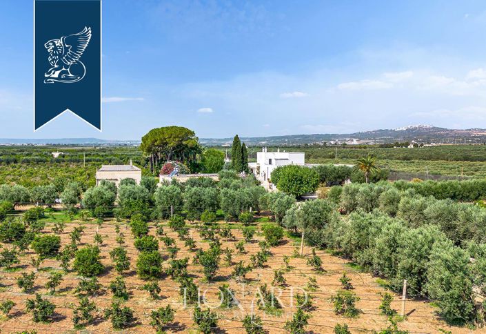 Image No.11-5 Bed Farmhouse for sale