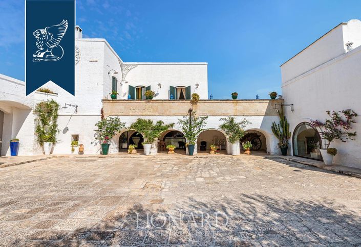 Image No.3-5 Bed Farmhouse for sale