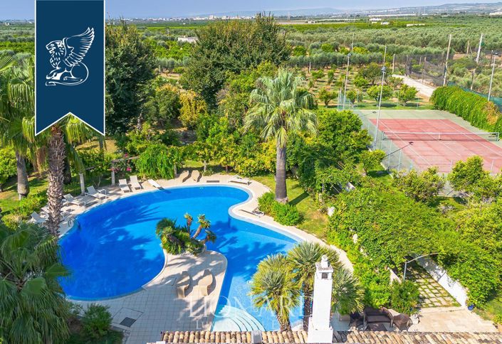 Image No.6-5 Bed Farmhouse for sale