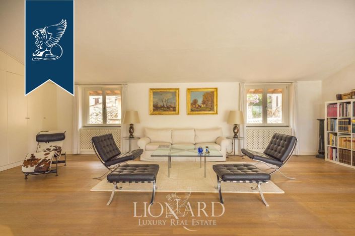 Image No.6-5 Bed Property for sale