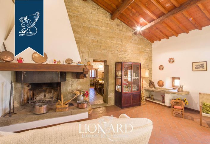 Image No.16-7 Bed Farmhouse for sale