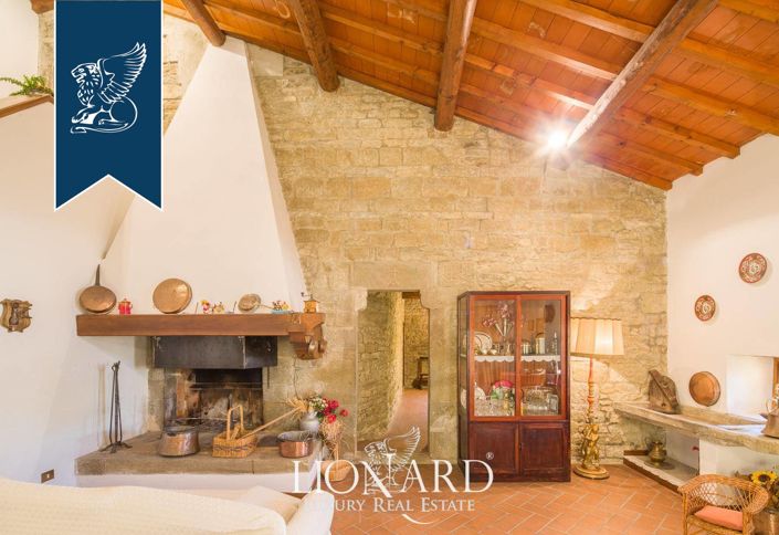 Image No.17-7 Bed Farmhouse for sale