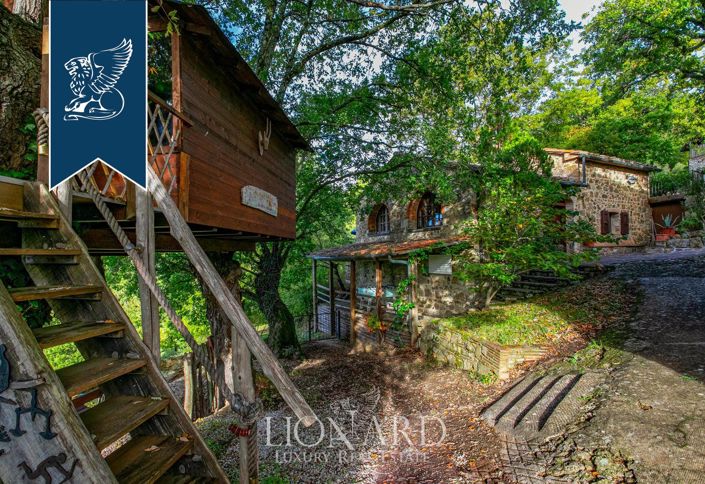 Image No.17-7 Bed Farmhouse for sale