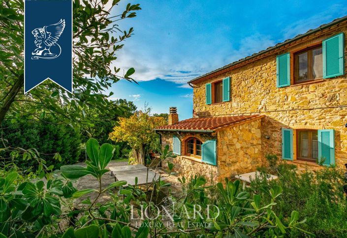 Image No.6-7 Bed Farmhouse for sale