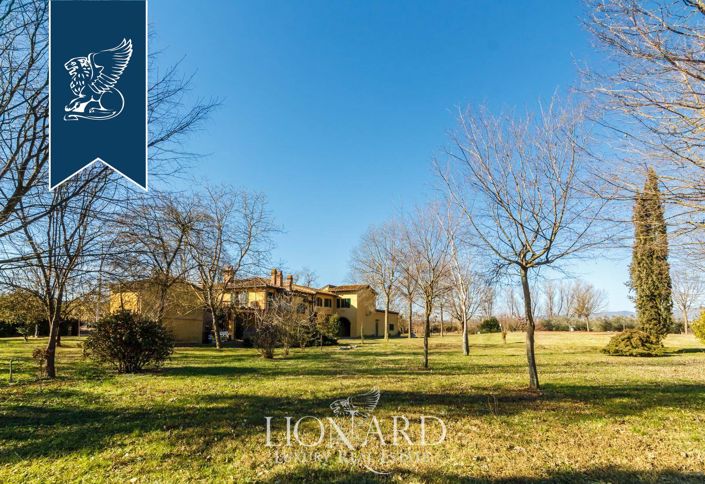 Image No.12-2 Bed Farmhouse for sale