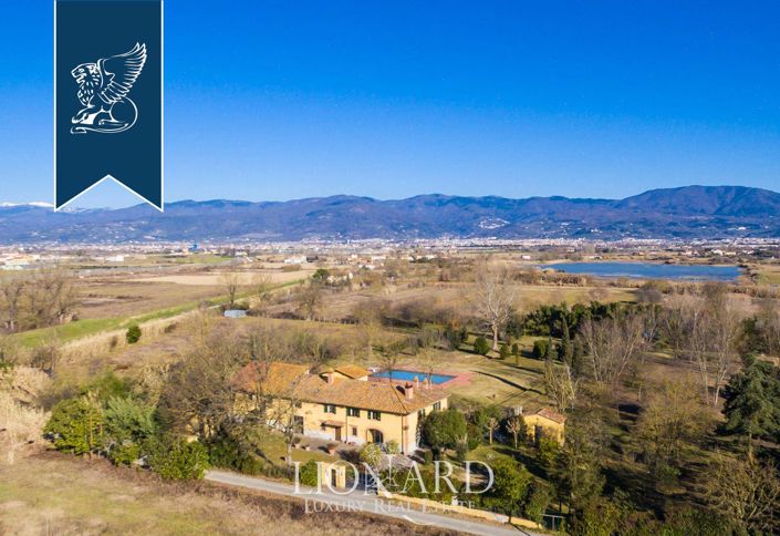 Image No.29-2 Bed Farmhouse for sale