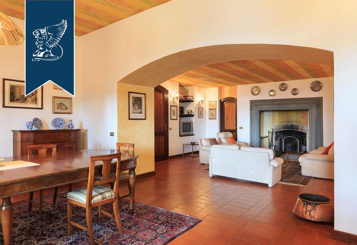 Image No.16-9 Bed Villa for sale