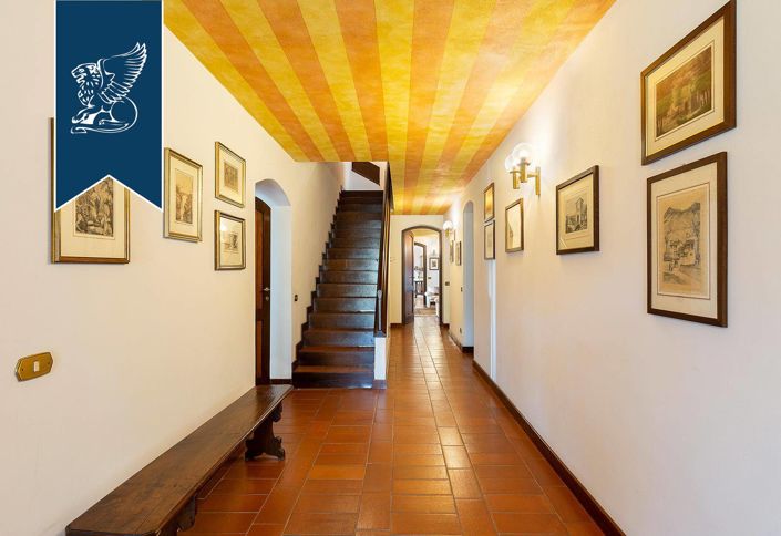 Image No.28-9 Bed Villa for sale