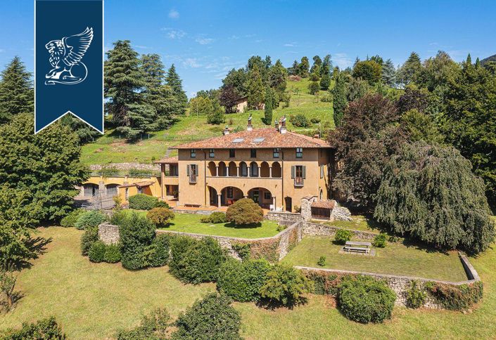 Image No.4-9 Bed Villa for sale