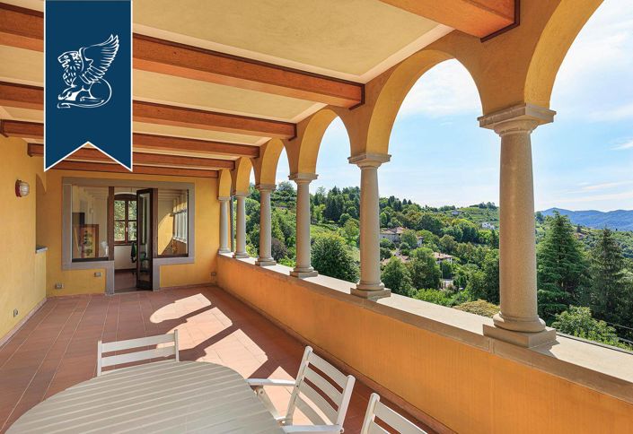 Image No.44-9 Bed Villa for sale