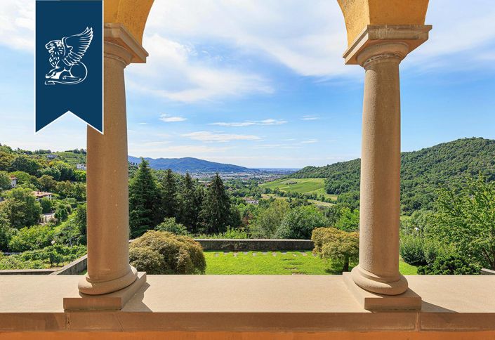 Image No.46-9 Bed Villa for sale