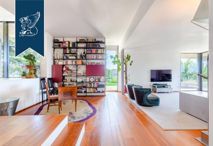 Image No.34-5 Bed Villa for sale