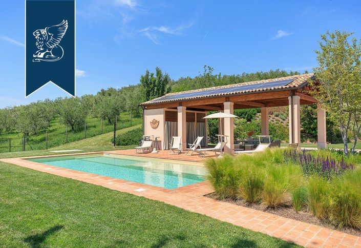 Image No.12-4 Bed Villa for sale