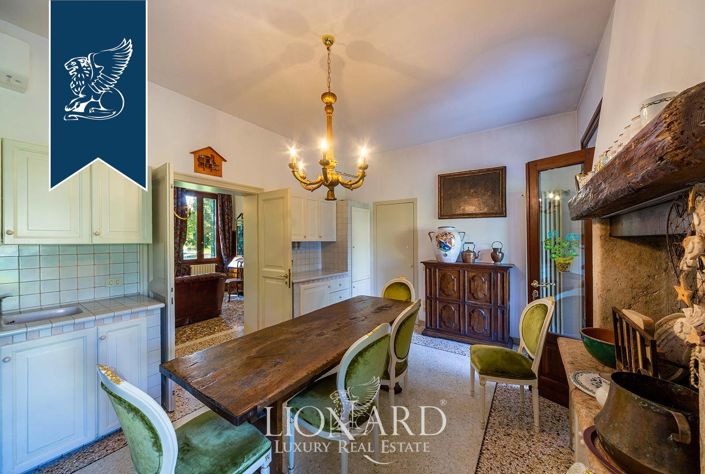 Image No.40-8 Bed Villa for sale