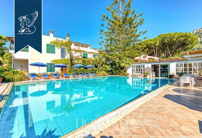 Image No.10-33 Bed Hotel for sale