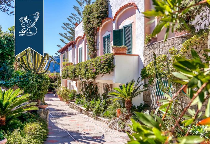 Image No.24-33 Bed Hotel for sale